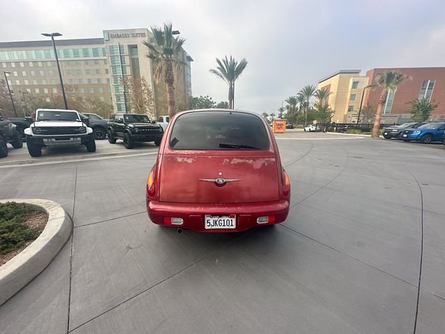 Used 2004 Red Chrysler Limited image 6