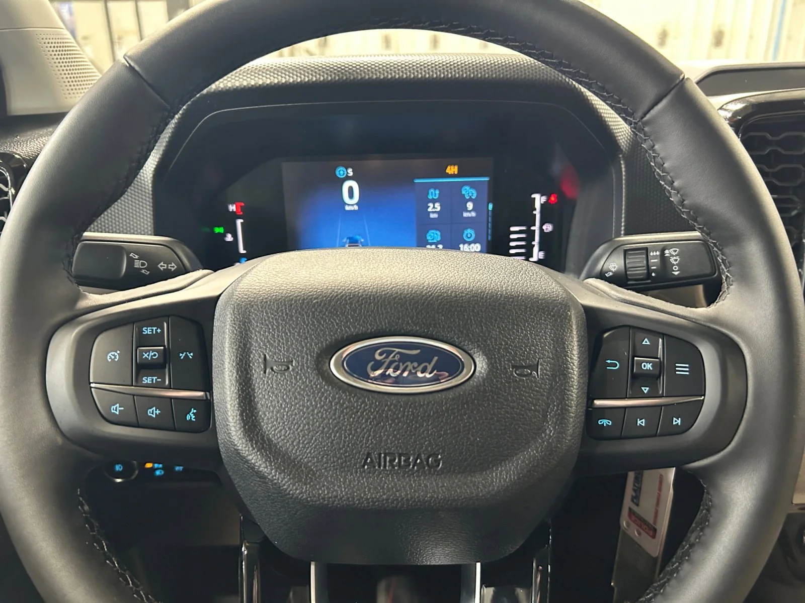 New 2026 Shadow Black Ford XLT image 20