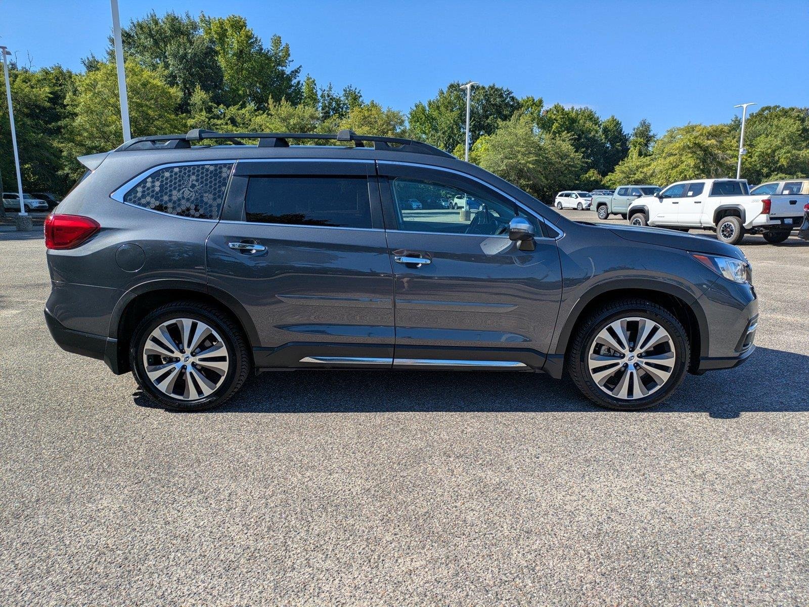 Used 2021 Magnetite Gray Metallic Subaru Touring image 3