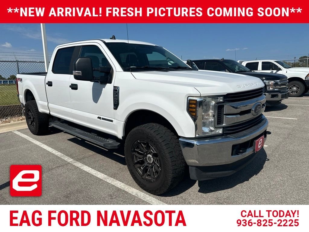 Used 2019 Oxford White Ford XL image 1