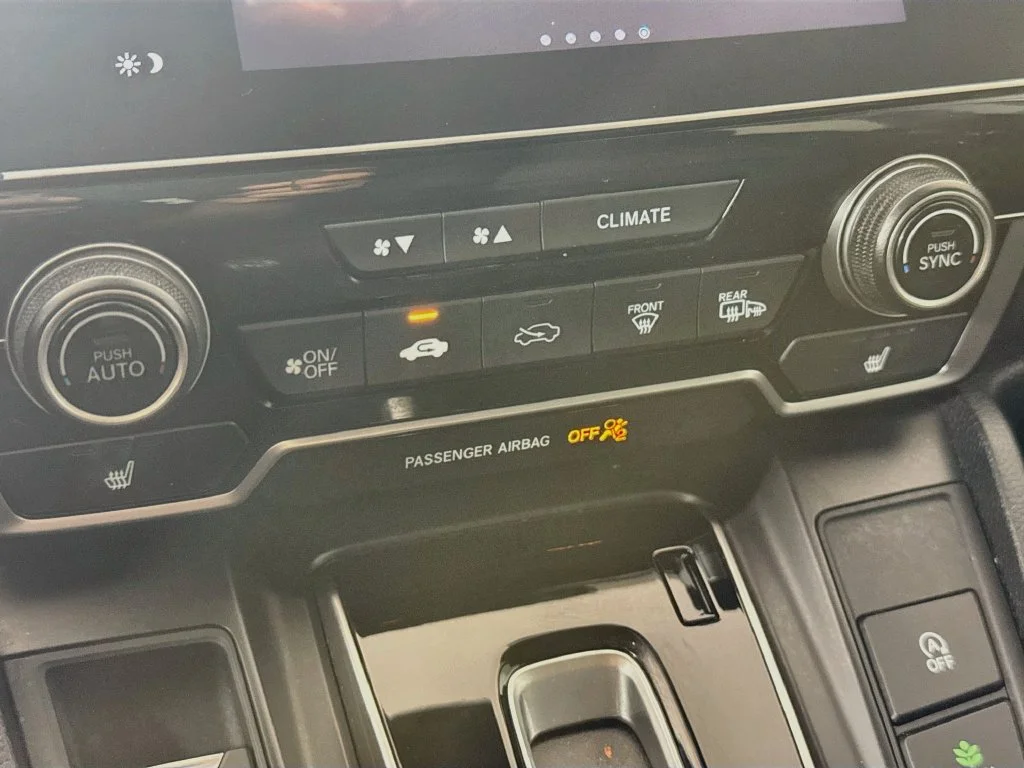 Used 2022 White Honda EX image 18
