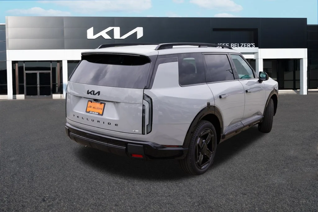 New 2027 Wolf Gray Kia X-Line EX image 3