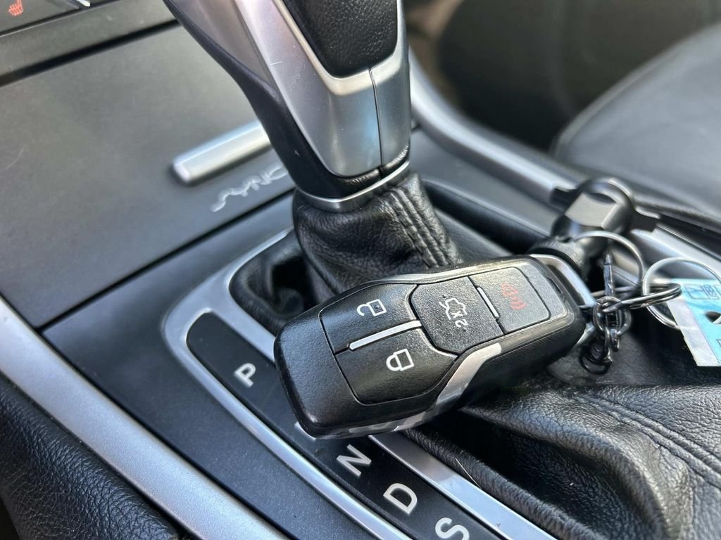 Used 2016 Ingot Silver Ford SEL image 38