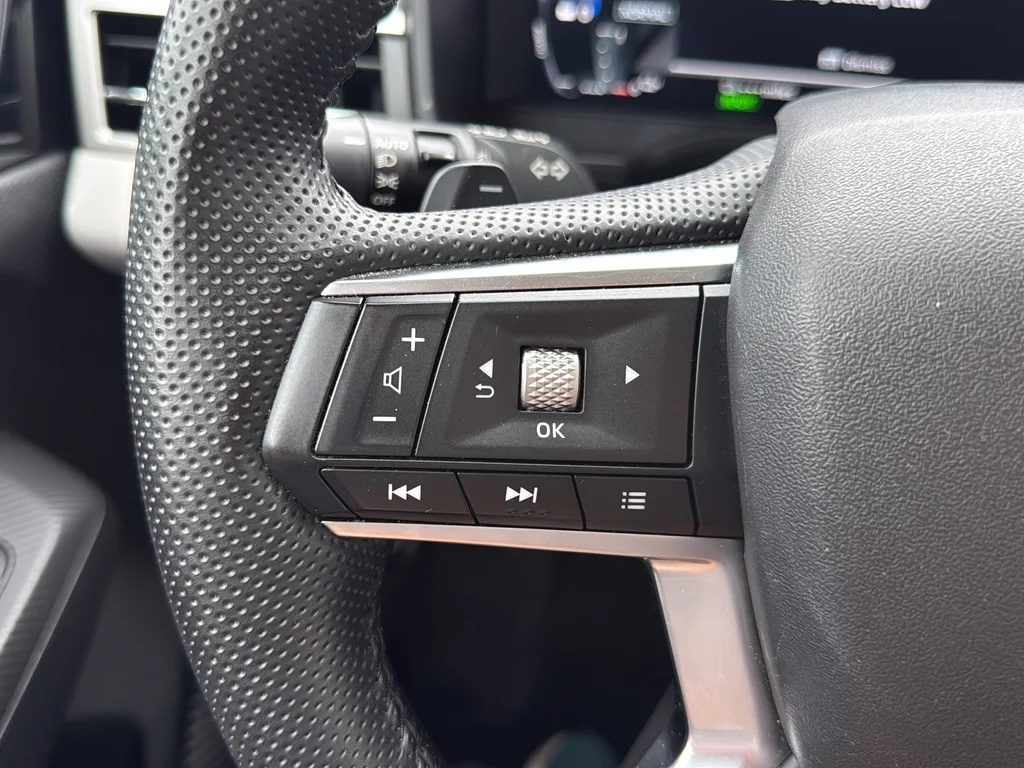 Used 2023 Black Mitsubishi SEL image 16