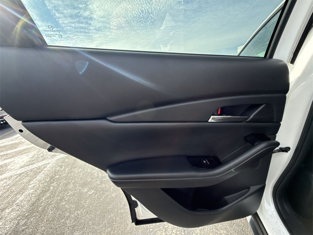 2023 MAZDA CX-30 - Image 21