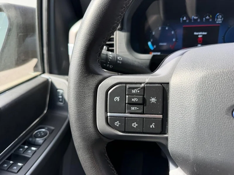 Certified Used 2025 Agate Black Metallic Ford XLT image 13