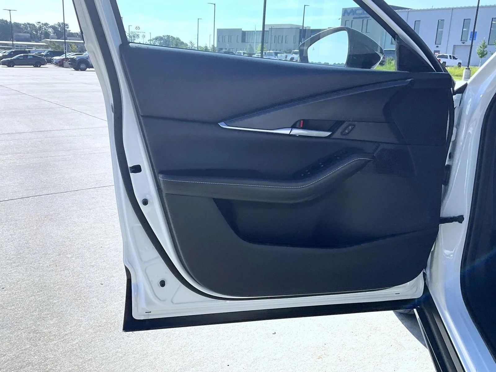 New 2026 Snowflake White Pearl Mazda 2.5 S Aire Edition image 11
