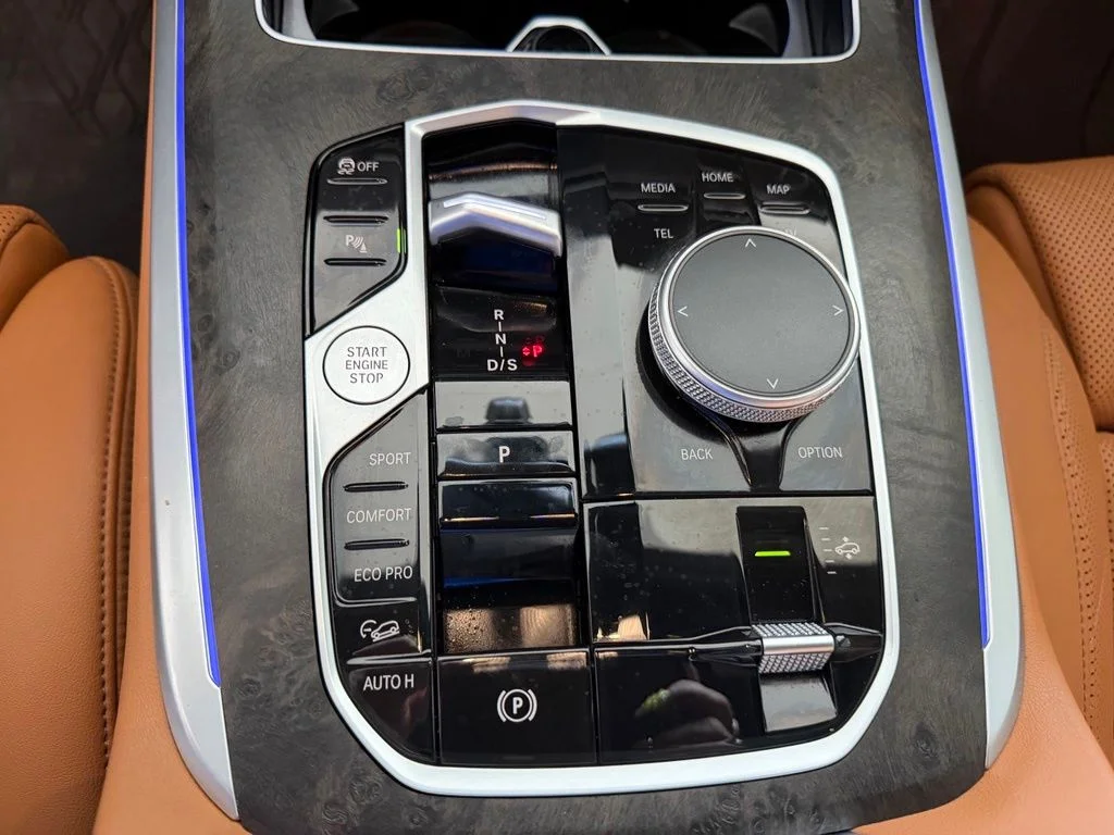 Used 2023 Gray BMW xDrive40i image 58