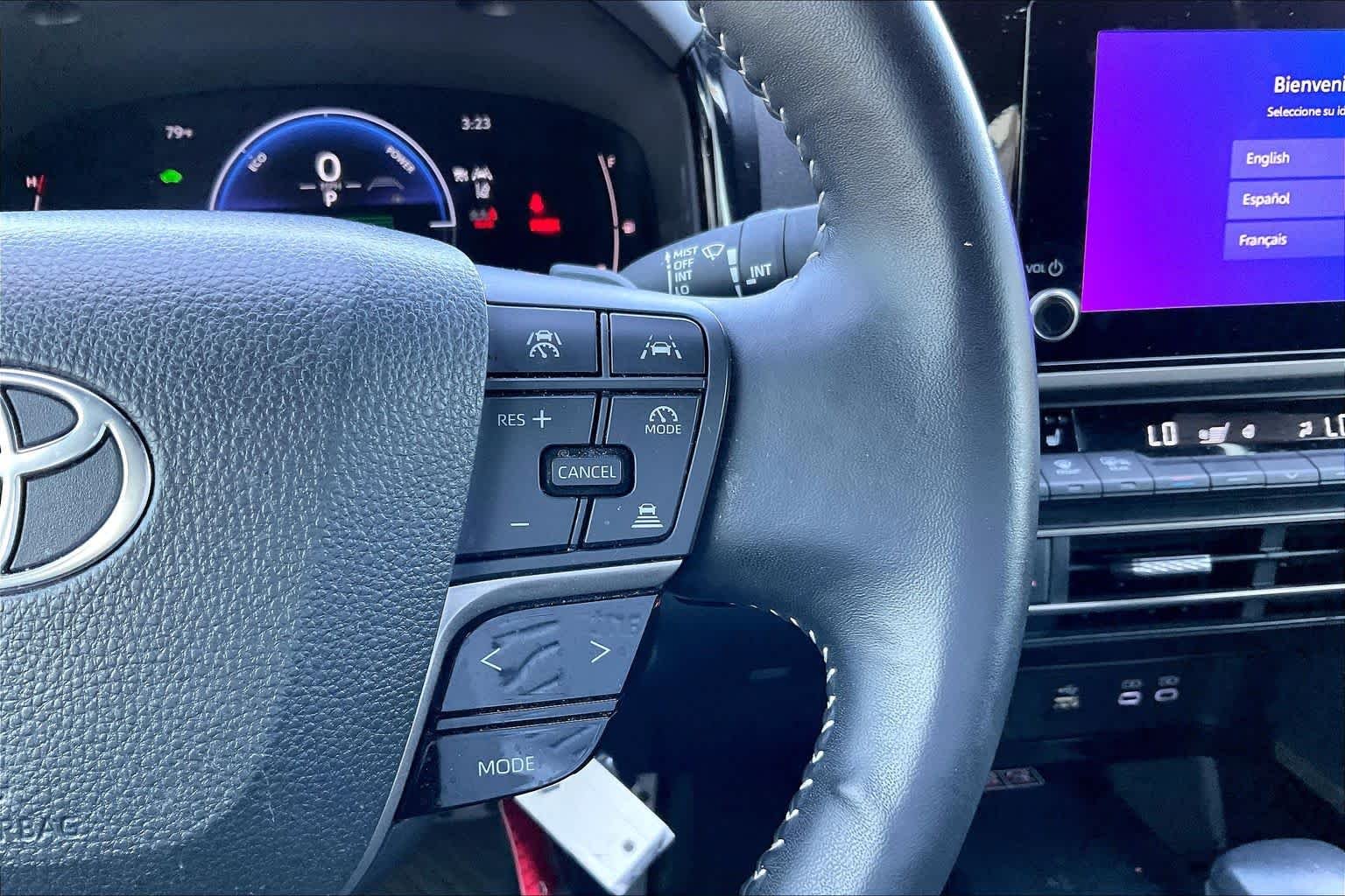 Certified Used 2025 Ice Cap Toyota SE image 24