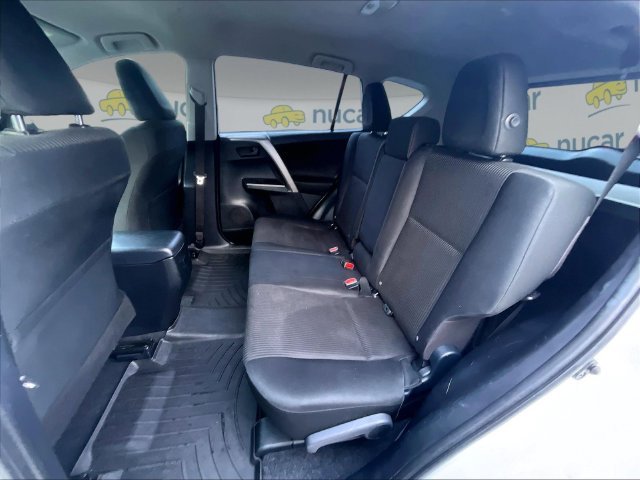 Used 2018 Super White Toyota LE image 21