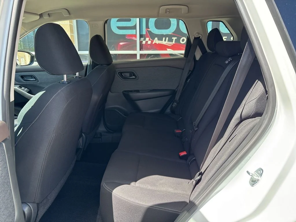 Used 2023 White Nissan S image 14