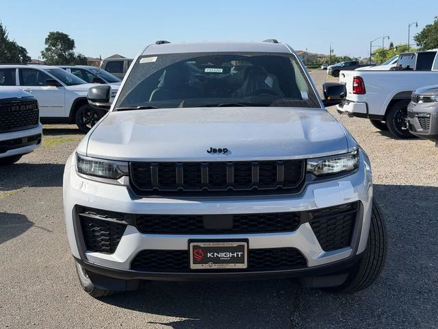 New 2026 Silver Jeep Altitude image 3
