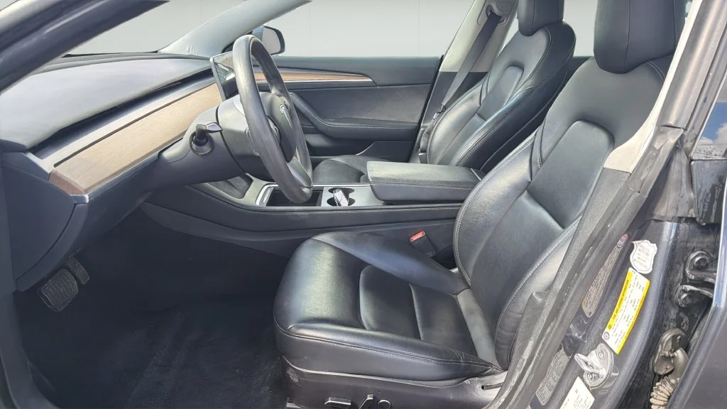 Used 2023 Gray Tesla Base image 9