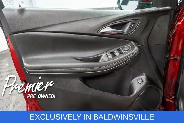 Used 2023 Red Buick Select image 15