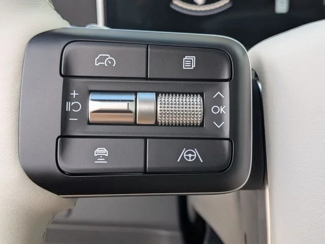 New 2026 Silver Hyundai SE image 13