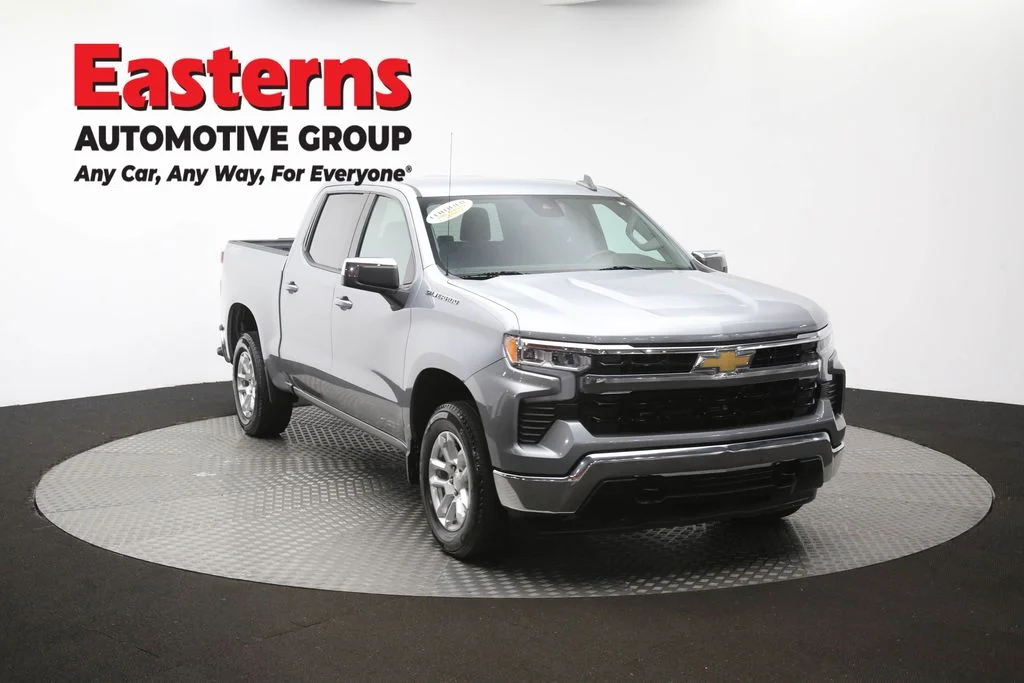 Used 2023 Gray Chevrolet LT image 52