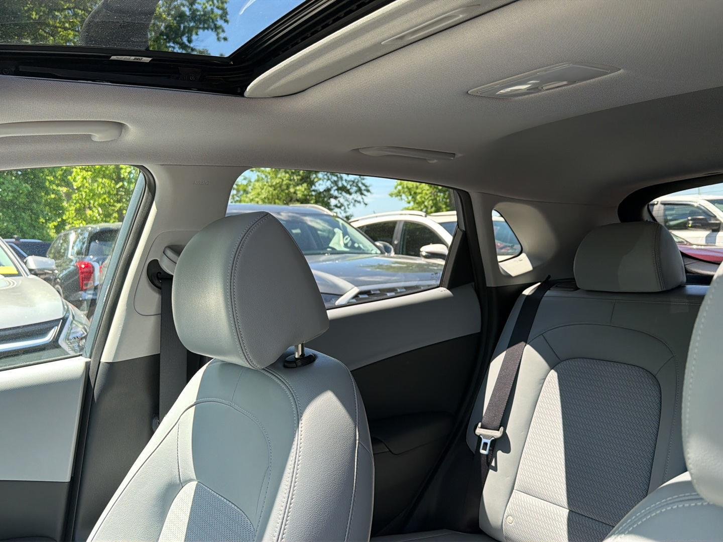 Used 2020 Sonic Silver Hyundai Limited image 8