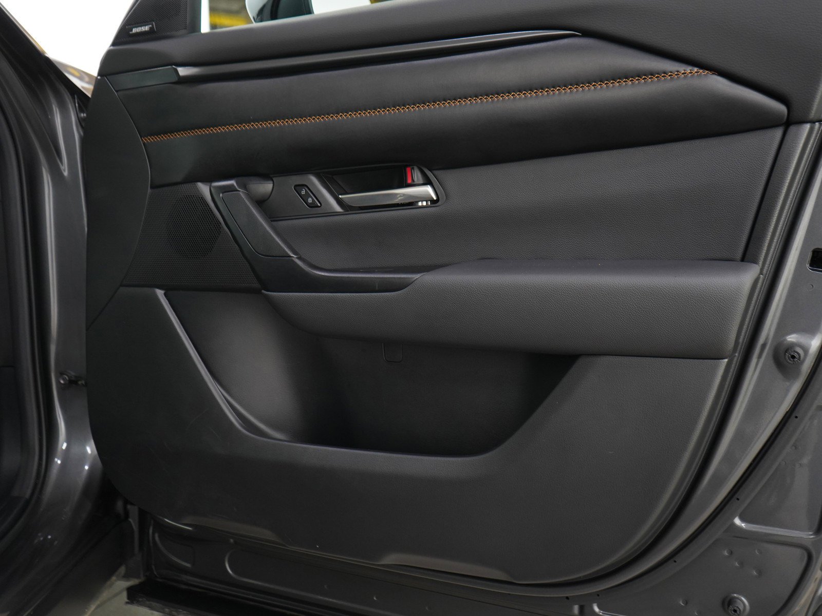Used 2025 Machine Gray Metallic Mazda Premium Plus image 9