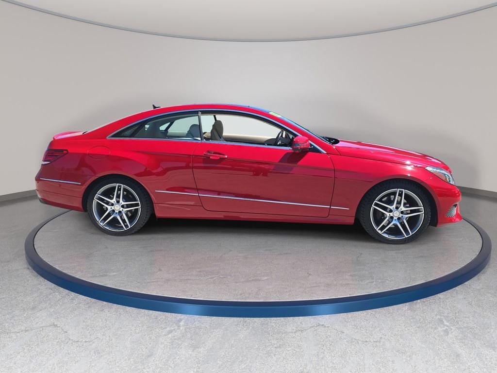 Used 2015 Red Mercedes-Benz E 400 image 5