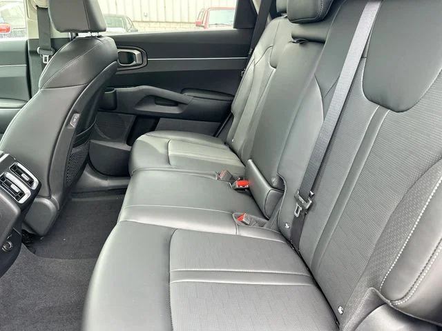 New 2026 Wolf Gray Kia S image 25