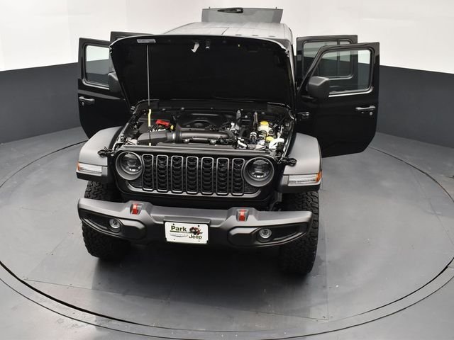 New 2026 Black Clear-Coat Exterior Paint Jeep Rubicon image 14