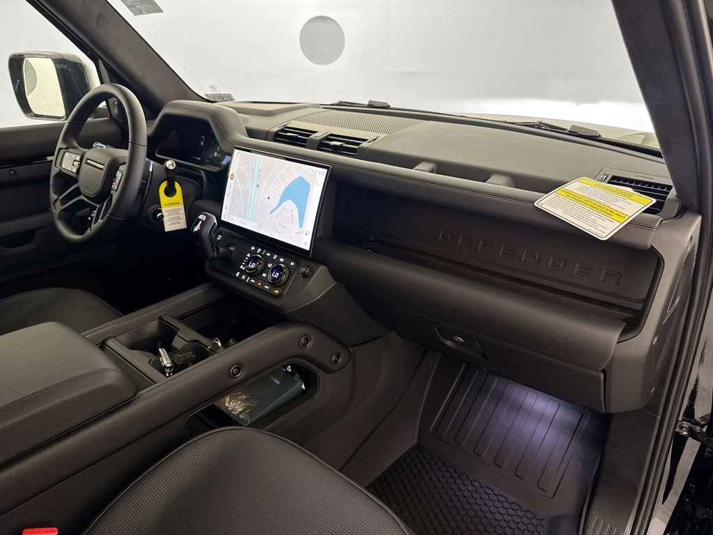 New 2026 Black Land Rover OCTA Black image 28