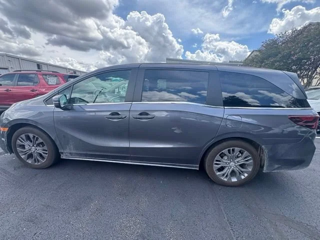 Certified Used 2026 Modern Steel Metallic Honda Touring image 18