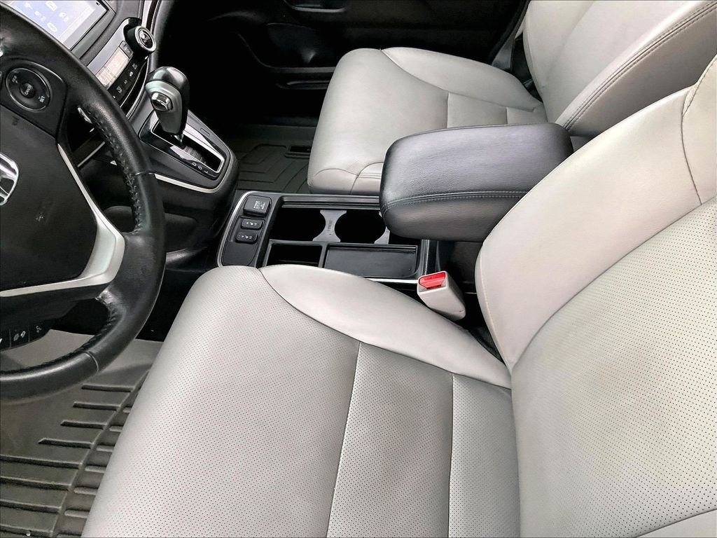 Used 2016 Gray Honda EX-L image 20