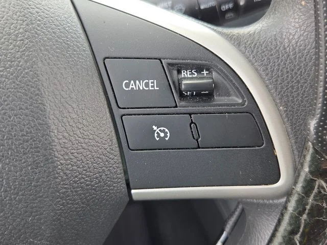 Used 2021  Mitsubishi 2.0 ES image 22