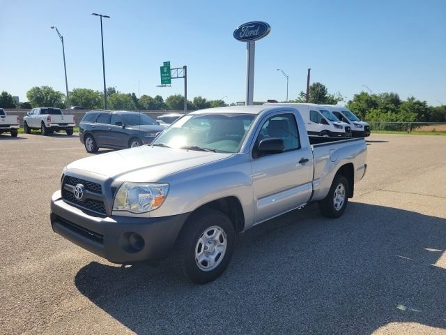 Used 2011 Silver Toyota Base image 10