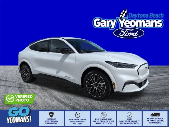 New 2026 Star White Metallic Tri-coat Ford Premium image 1