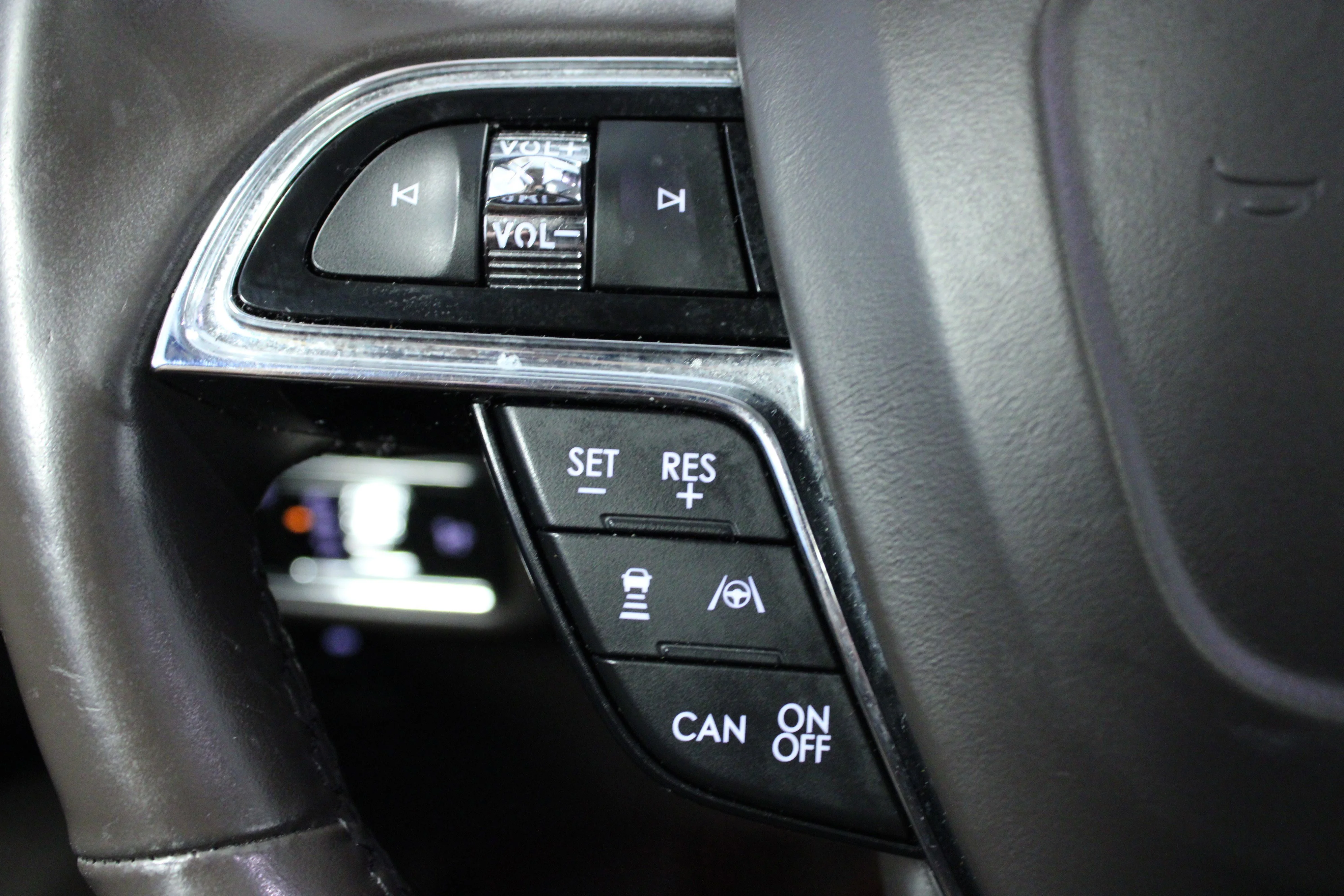 Used 2021 Pristine White Lincoln Reserve image 20