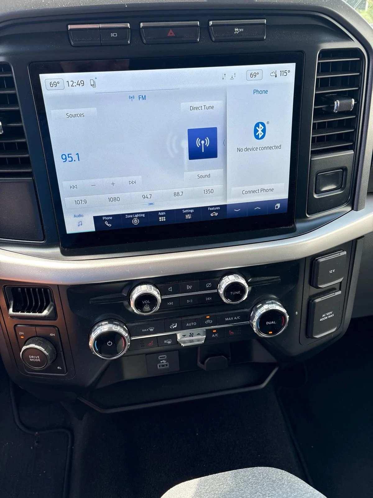 Used 2022 White Ford XLT image 16