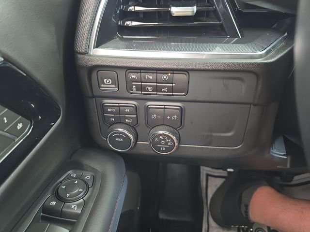 Used 2025 Beige Chevrolet RST image 20