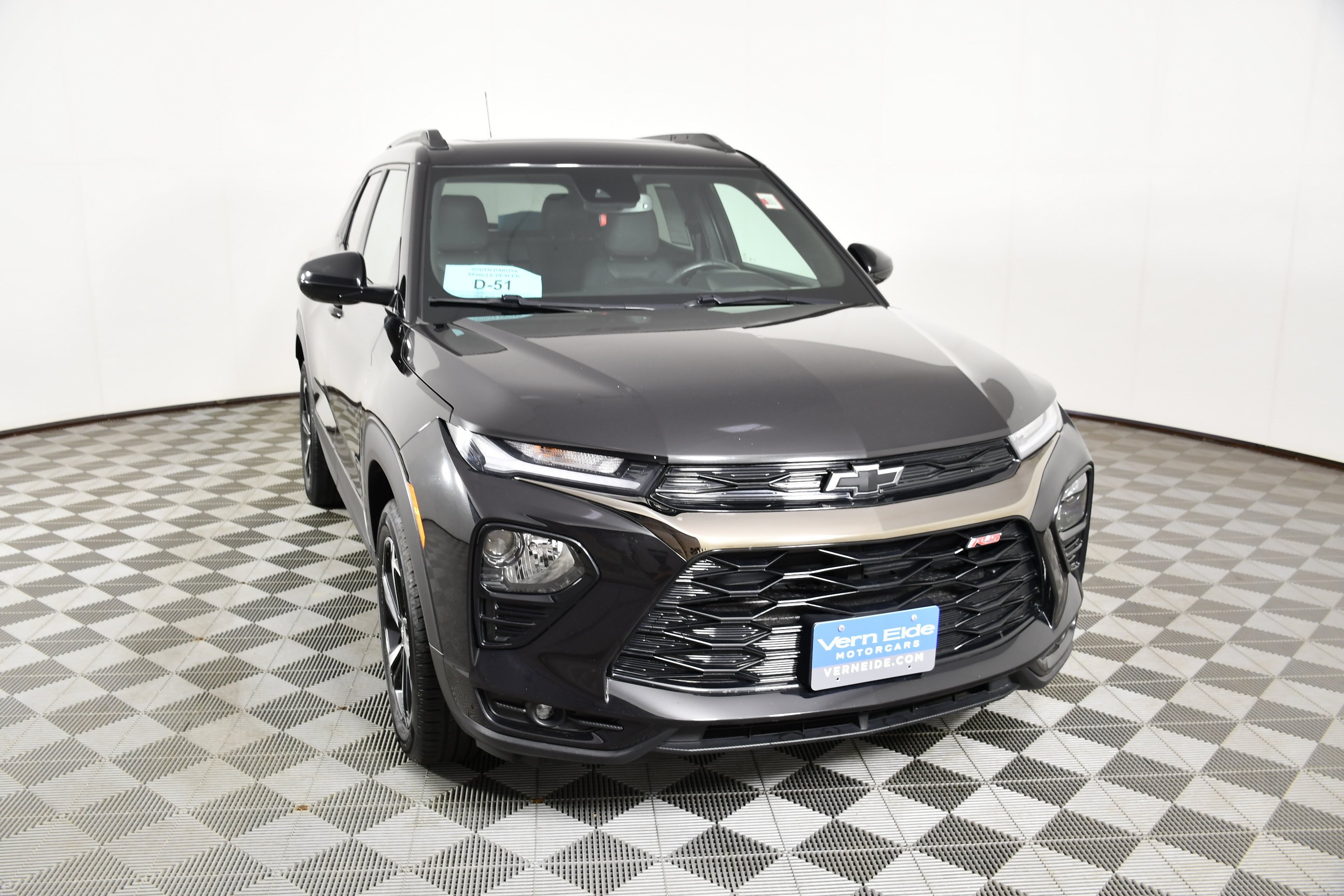 Used 2023 Mosaic Black Metallic Chevrolet RS image 3