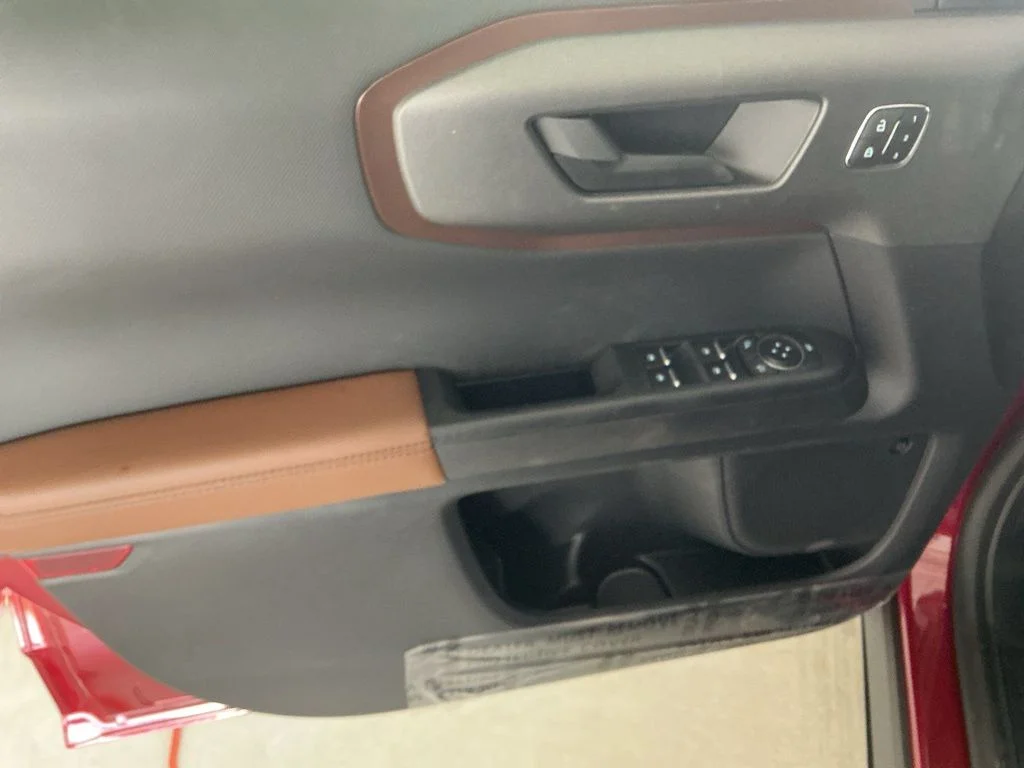 New 2026 Ruby Red Metallic Tinted Clearcoat Ford Outer Banks® image 11
