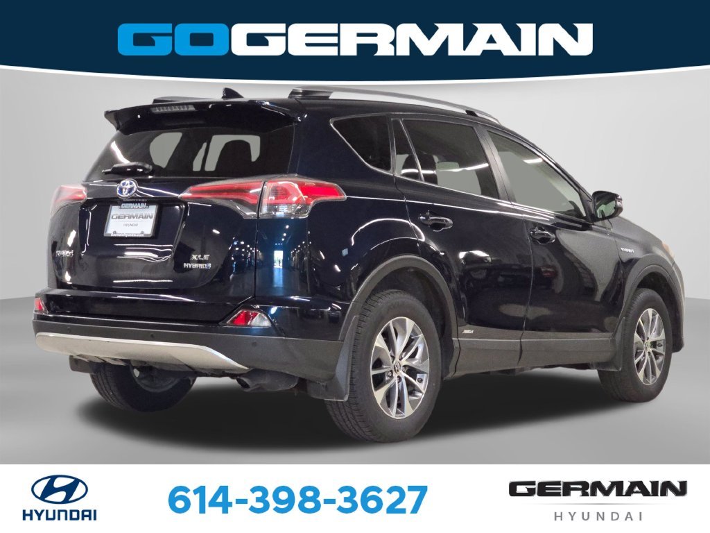 Used 2018 Blue Toyota XLE image 8