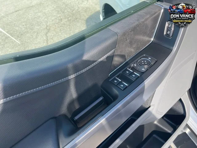 Used 2025 White Ford XLT image 11