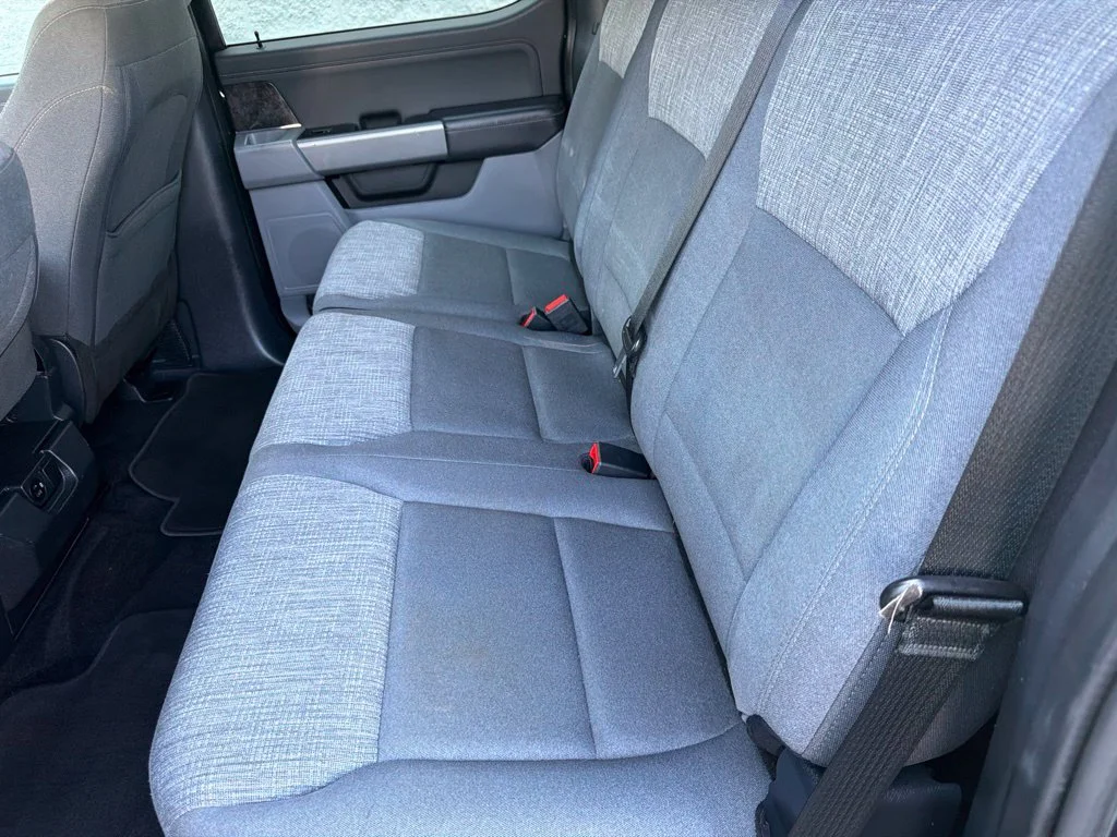 Used 2021 Agate Black Metallic Ford XLT image 11