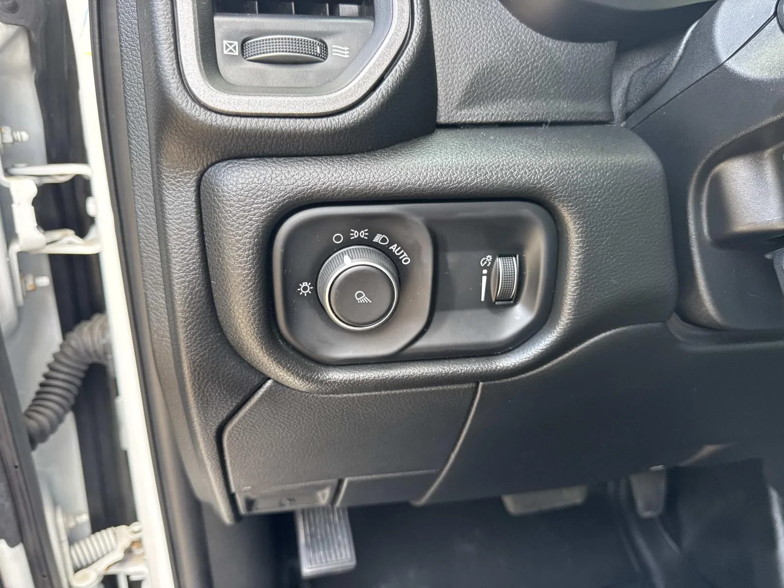 Used 2021 White Ram Tradesman image 20