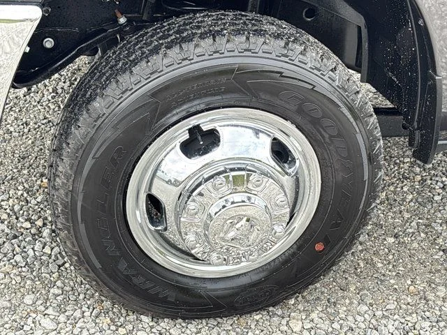 2026 RAM 3500 Tradesman - Photo 12