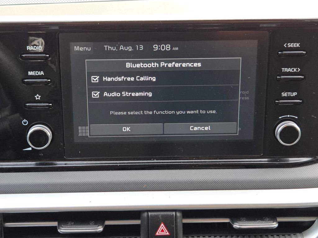 Used 2021 Silver Kia LXS image 6