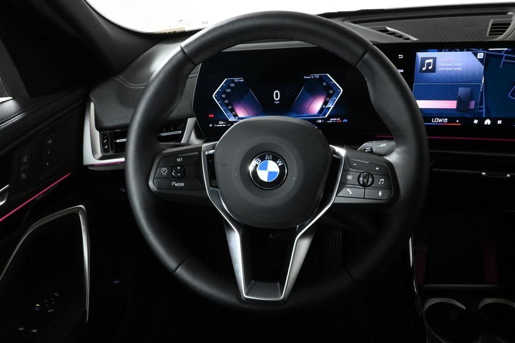 Used 2025 Gray BMW xDrive28i image 19