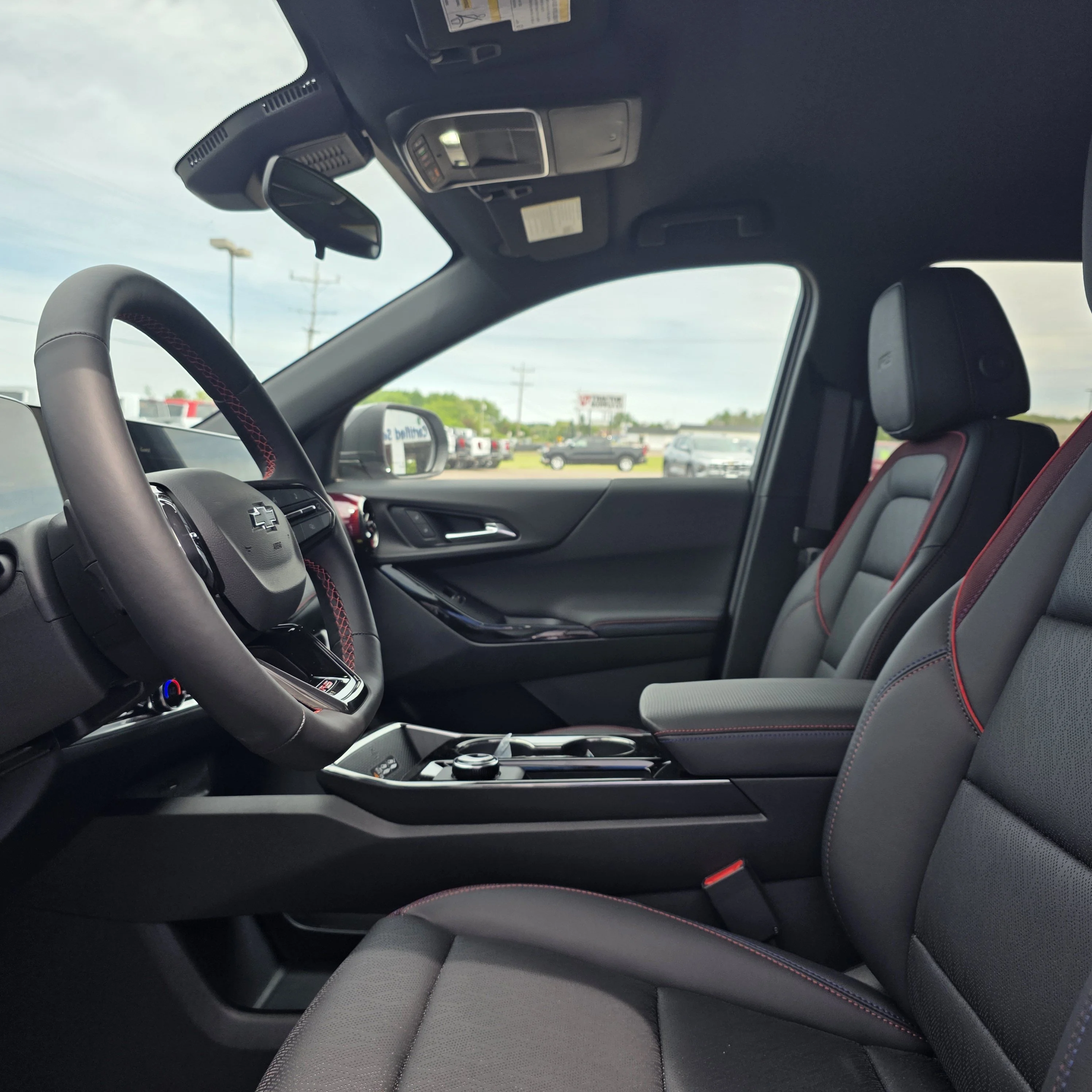 2026 Chevrolet Equinox RS - Photo 8