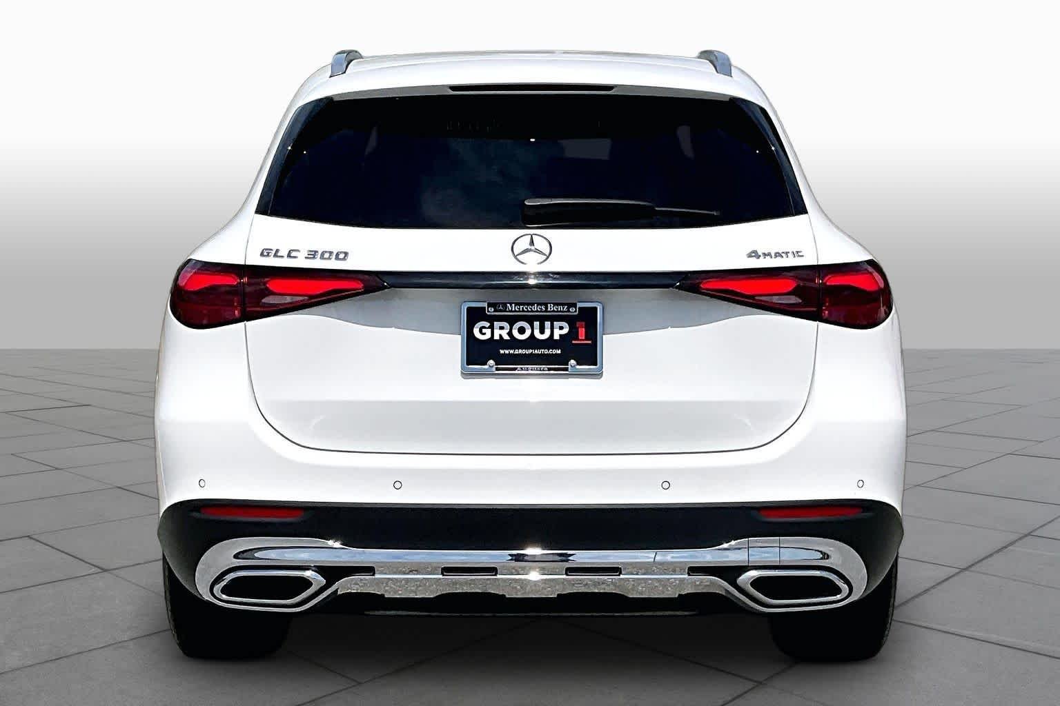 Used 2025 Polar White Mercedes-Benz GLC 300 image 5
