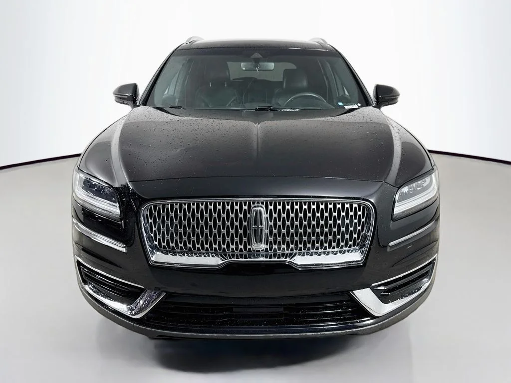 Used 2019 Infinite Black Metallic Lincoln Standard image 6