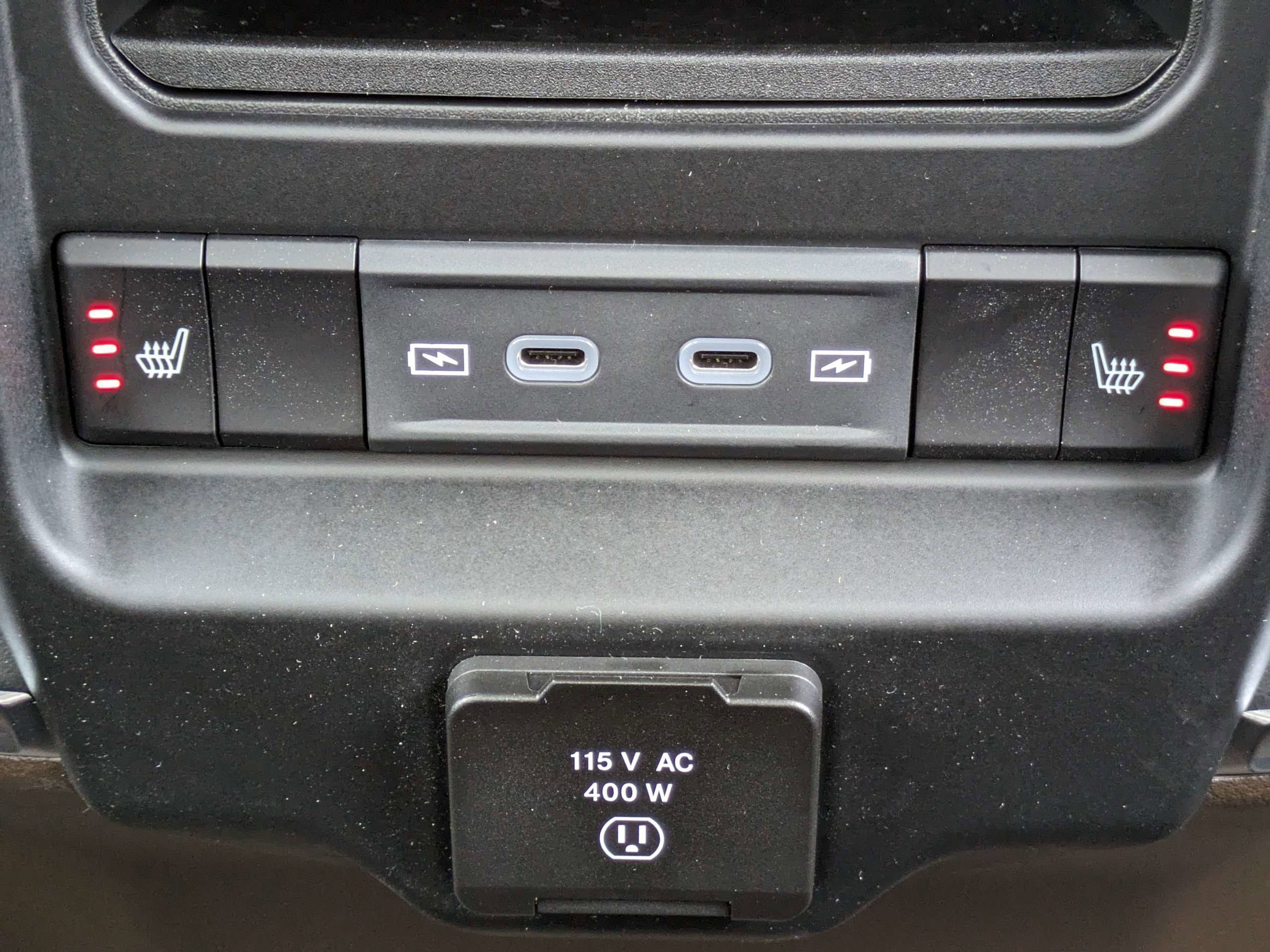 New 2026 Molten Red Pearl-Coat Exterior Paint RAM Laramie image 19