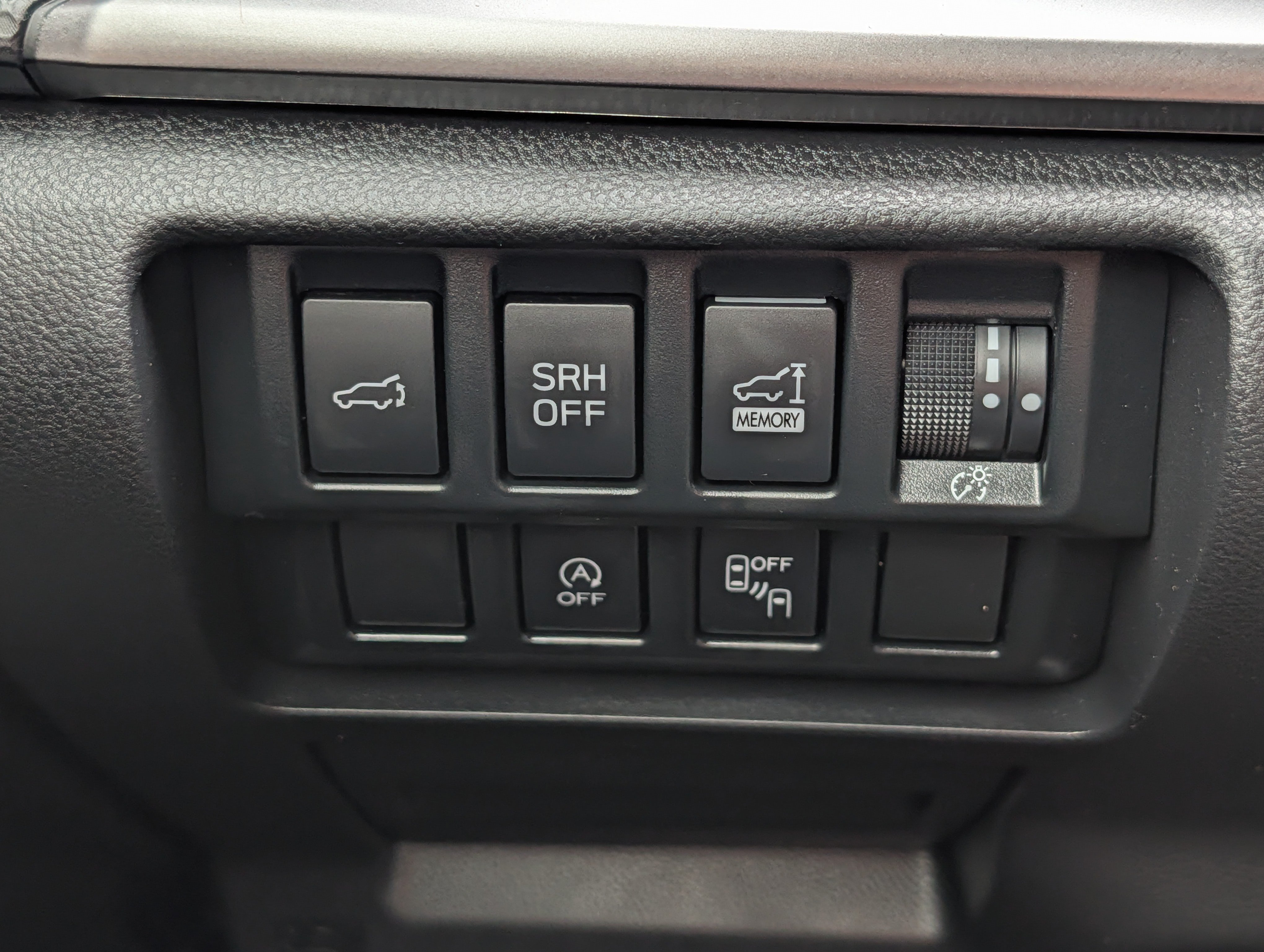 Used 2024 Crystal White Pearl Subaru Premium image 26