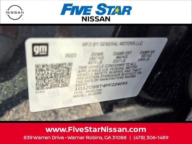 Used 2023 Gray Chevrolet LT image 19