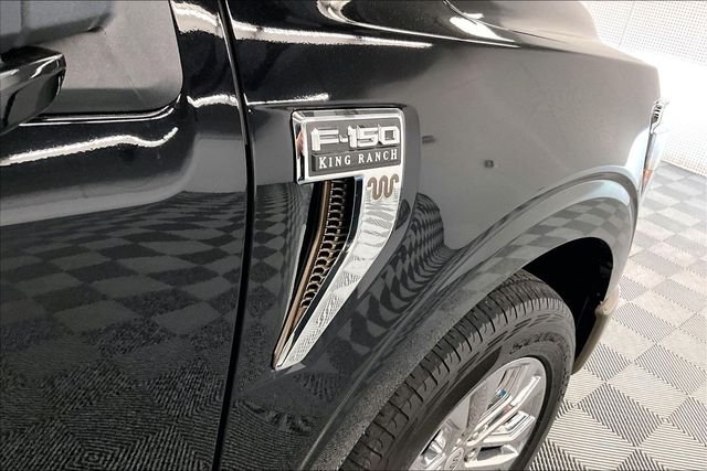 Used 2025 Agate Black Metallic Ford King Ranch image 11